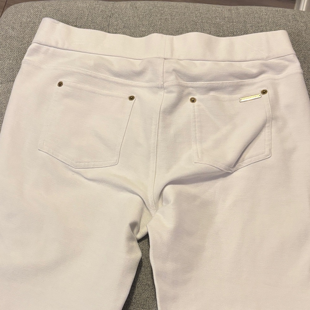 NWOT! MICHAEL Michael Kors White Leggings - Picture 2 of 3